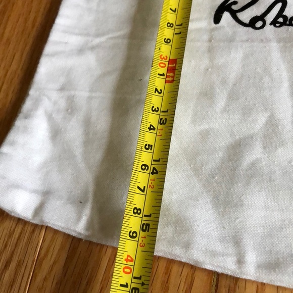 Robert graham - Picture 4 of 4